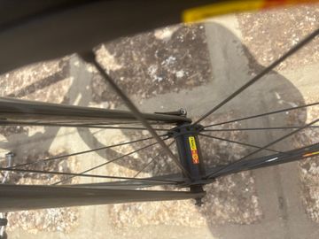 Used Cervélo R5 Shimano Ultegra 2017 Road & Gravel, Red — image 13 of 14