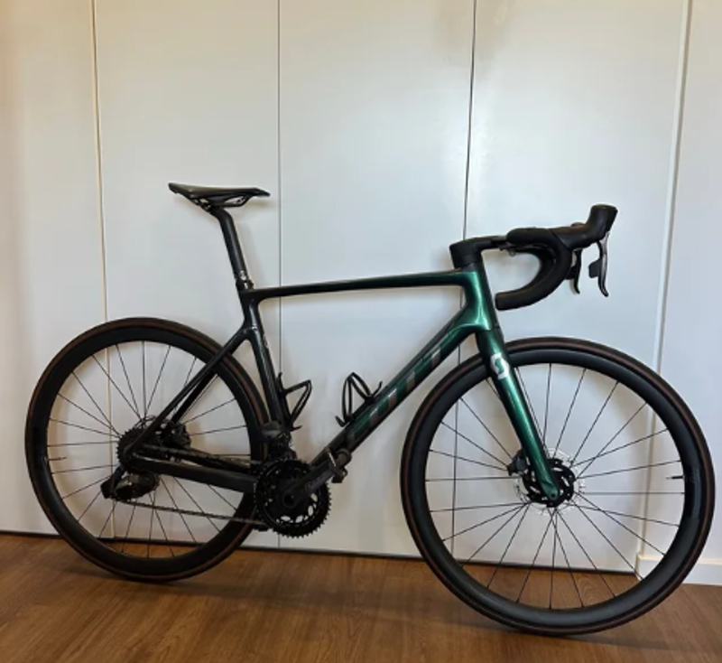 Used Scott Addict RC 20 2022 2022 Road & Gravel