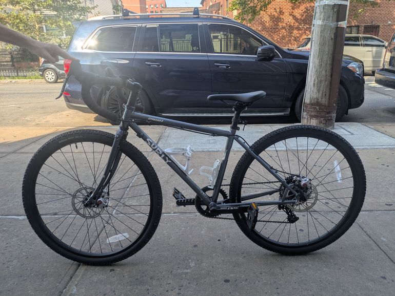 Used Surly Straggler 2024 2024 Road & Gravel, Light Gray — image 6 of 7