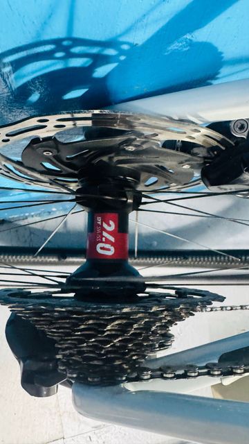 Brugt Focus IZALCO MAX 9.8 2024 2024 Road & Gravel — billede 11 af 13