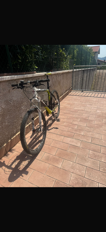 Used Wilier Custom Shimano Deore XT 2014 Mountainbike, White — image 2 of 3