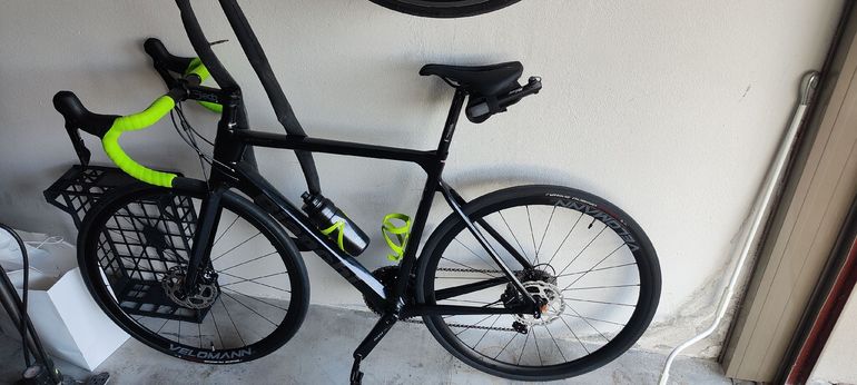 Używany Bianchi Sprint Shimano 105 2023 Road & Gravel — zdjęcie 2 z 5