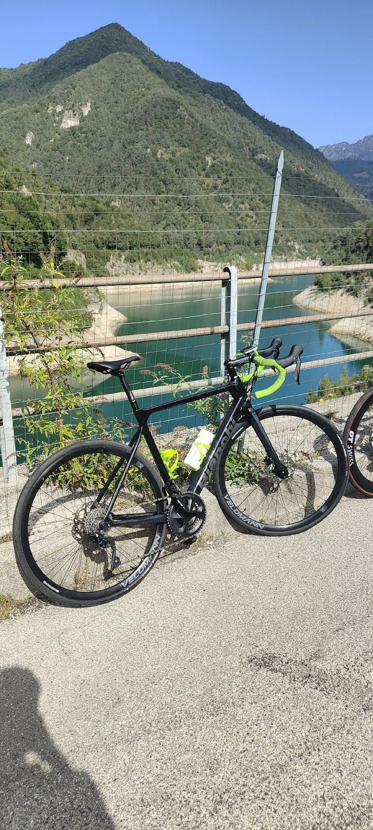 Używany Bianchi Sprint Shimano 105 2023 Road & Gravel — zdjęcie 4 z 5