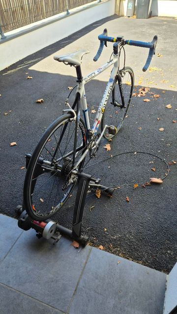 Colnago Concept Campagnolo Record EPS 2010 Road & Gravel usato, Bianco — immagine 3 di 5