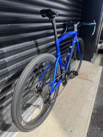 Pinarello F5 105 Di2 2023 2023 Road & Gravel de segunda mano, Azul — imagen 9 de 9