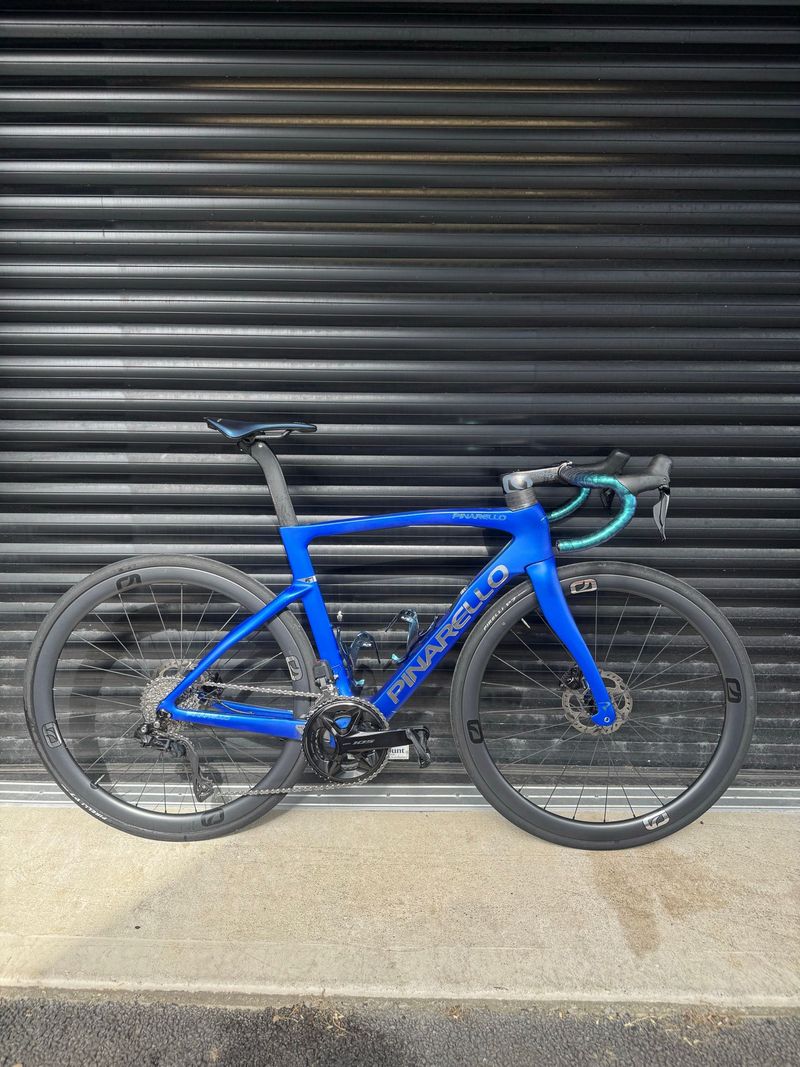 Pinarello F5 105 Di2 2023 2023 Road & Gravel de segunda mano