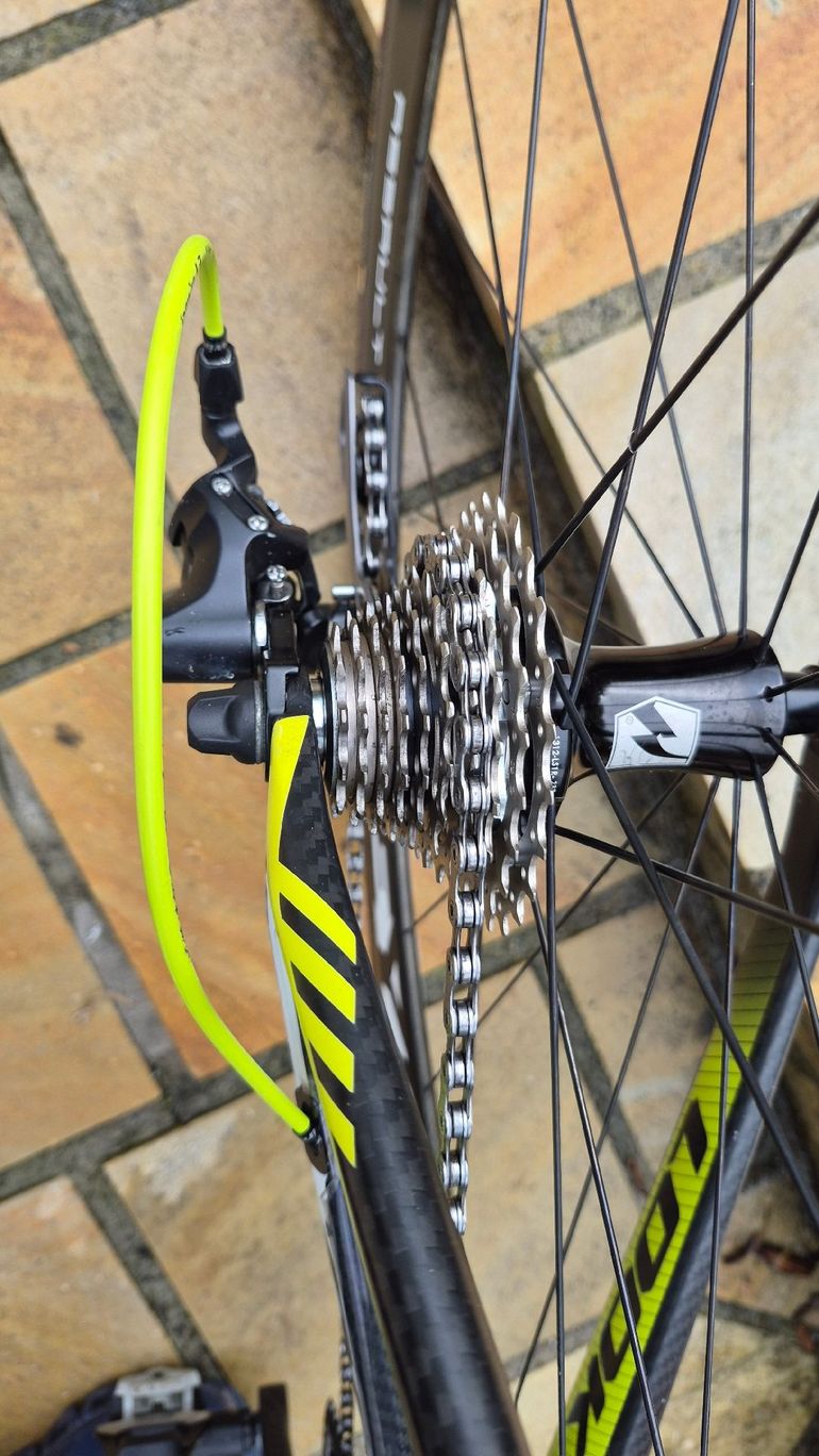 Tweedehands Look 695 Shimano 105 2017 Road & Gravel — afbeelding 3 van 5