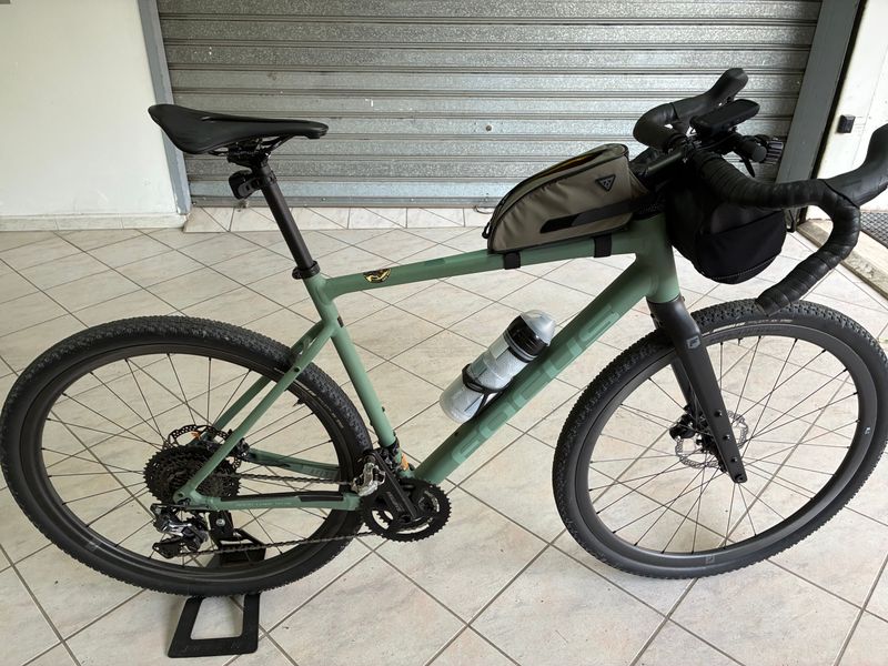Used Focus ATLAS 6.8 2022 2022 Road & Gravel