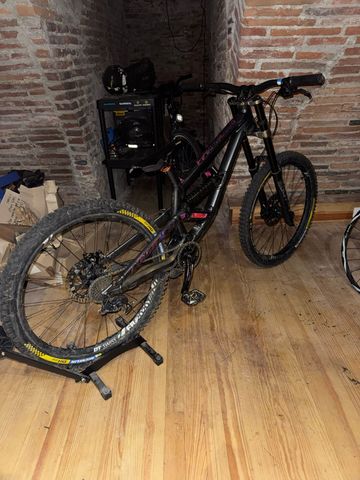 Gebrauchtes Commencal FURIOUS ORIGIN 2019 2019 Mountainbike, Hellgrau — Bild 1 von 9