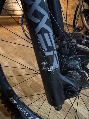 Gebrauchtes Commencal FURIOUS ORIGIN 2019 2019 Mountainbike, Hellgrau — Bild 8 von 9