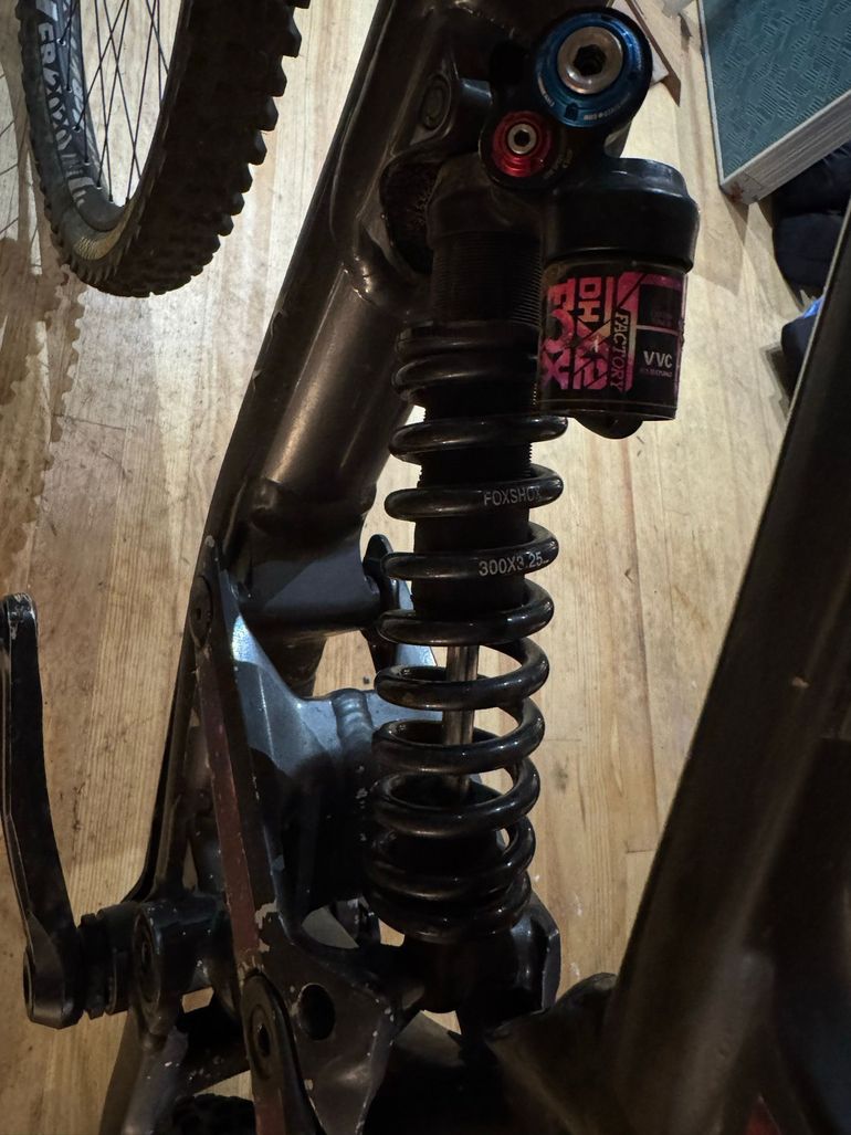 Gebrauchtes Commencal FURIOUS ORIGIN 2019 2019 Mountainbike, Hellgrau — Bild 6 von 9
