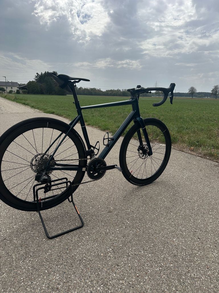 Używany Fara F/All-Road Rival AXS 2023 2023 Road & Gravel — zdjęcie 2 z 3