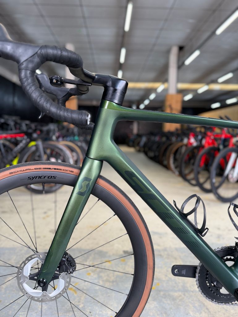 Brugt Scott Addict RC 15 2023 2023 Road & Gravel — billede 20 af 24