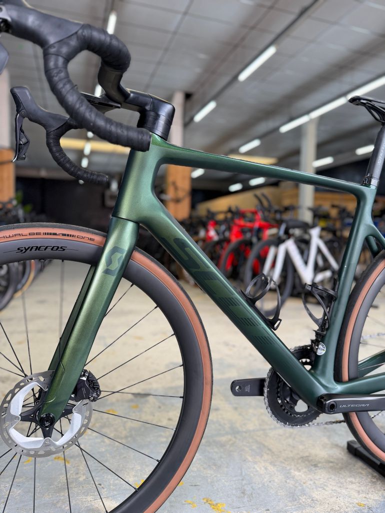 Brugt Scott Addict RC 15 2023 2023 Road & Gravel — billede 19 af 24