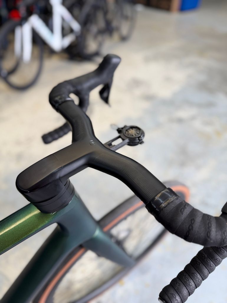 Brugt Scott Addict RC 15 2023 2023 Road & Gravel — billede 17 af 24