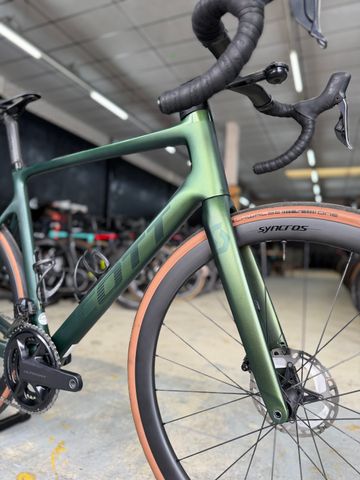 Brugt Scott Addict RC 15 2023 2023 Road & Gravel — billede 4 af 24