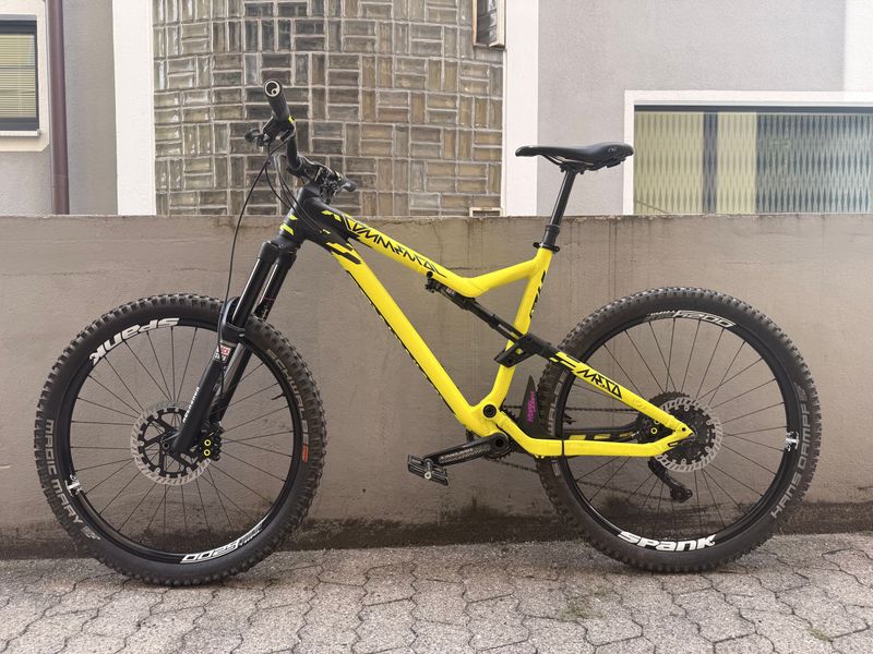 Used Commencal META AM V4 Essential 650B Limited Edition 2015 MTB