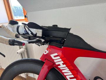 Used Diamondback Andean SRAM Red eTap triatlon 2019 Road & Gravel, Red — image 10 of 12