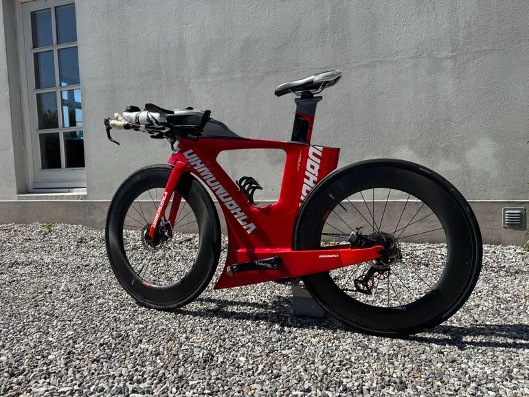 Used Diamondback Andean SRAM Red eTap triatlon 2019 Road & Gravel, Red — image 3 of 12