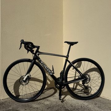 Specialized Roubaix Sport 2019 2019 Road & Gravel usato, Nero — immagine 1 di 7