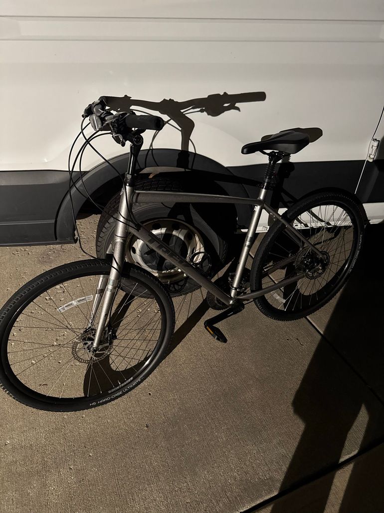 Used Trek Custom Urban, Light Gray — image 5 of 5