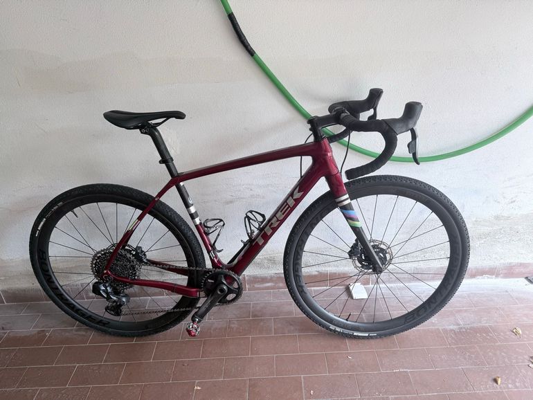 Used Trek Checkpoint SL 7 2020 2020 Road & Gravel, Red — image 2 of 31