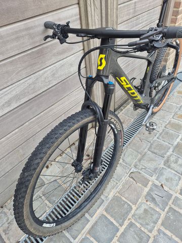 Used Scott Spark RC Team Issue 2023 2023 Mountainbike, Black, 29 — image 5 of 5