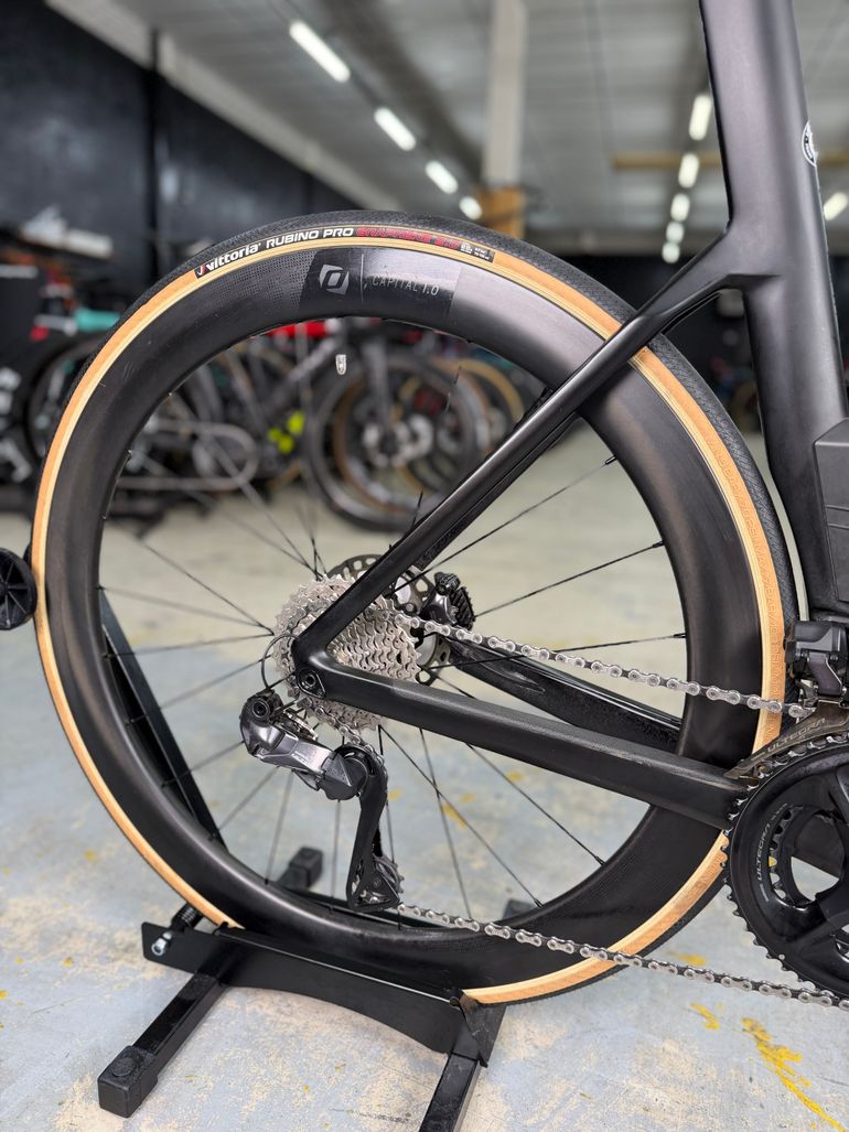 Used BMC Timemachine ROAD 01 THREE 2021 2021 Road & Gravel, Black — image 11 of 24