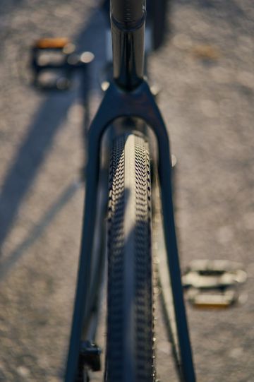 Used Giant Revolt, Advanced 1 2022 2022 Road & Gravel, Green — image 12 of 16