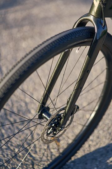 Used Giant Revolt, Advanced 1 2022 2022 Road & Gravel, Green — image 10 of 16