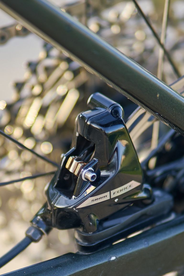Used Giant Revolt, Advanced 1 2022 2022 Road & Gravel, Green — image 9 of 16