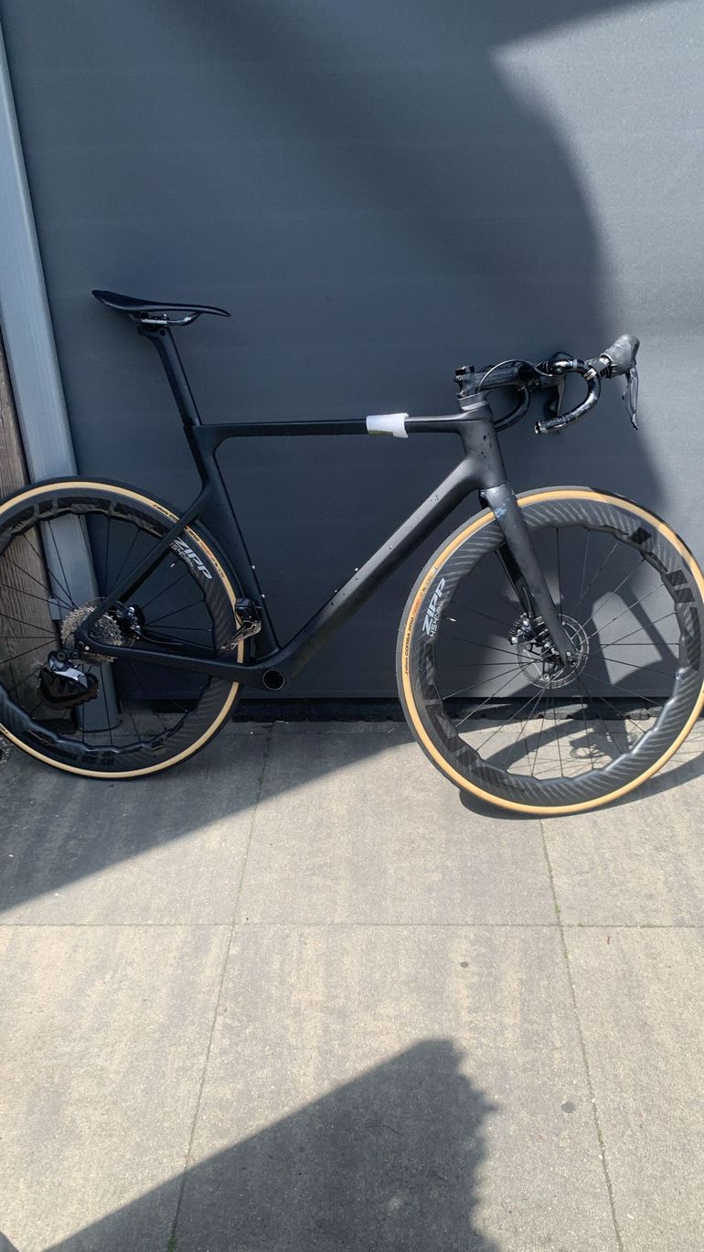 Used Lightcarbon Custom Frameset 2025 Road & Gravel, Black — image 2 of 2