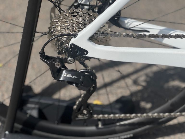Gusto Custom Shimano 105 2025 Road & Gravel d'occasion — image 4 sur 23