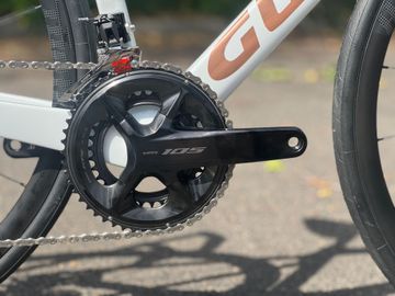Gusto Custom Shimano 105 2025 Road & Gravel d'occasion — image 3 sur 23
