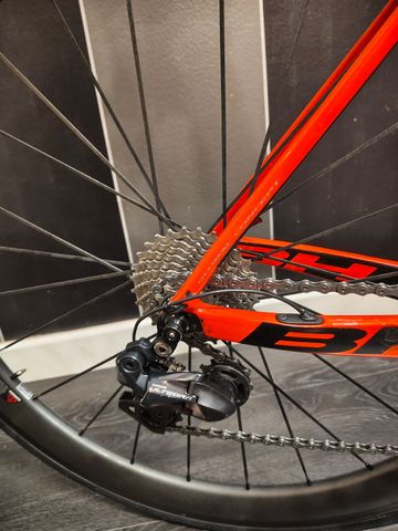 Used BH G7 Shimano Ultegra Di2 2018 Road & Gravel, Red — image 3 of 6