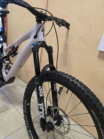 Used Specialized Custom SRAM GX Eagle AXS 2024 Mountainbike, White — image 13 of 17