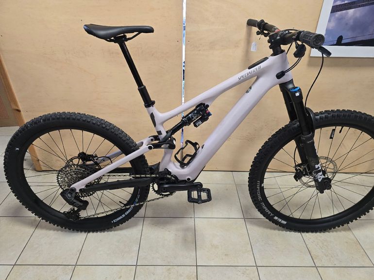 Used Specialized Custom SRAM GX Eagle AXS 2024 Mountainbike, White — image 7 of 17