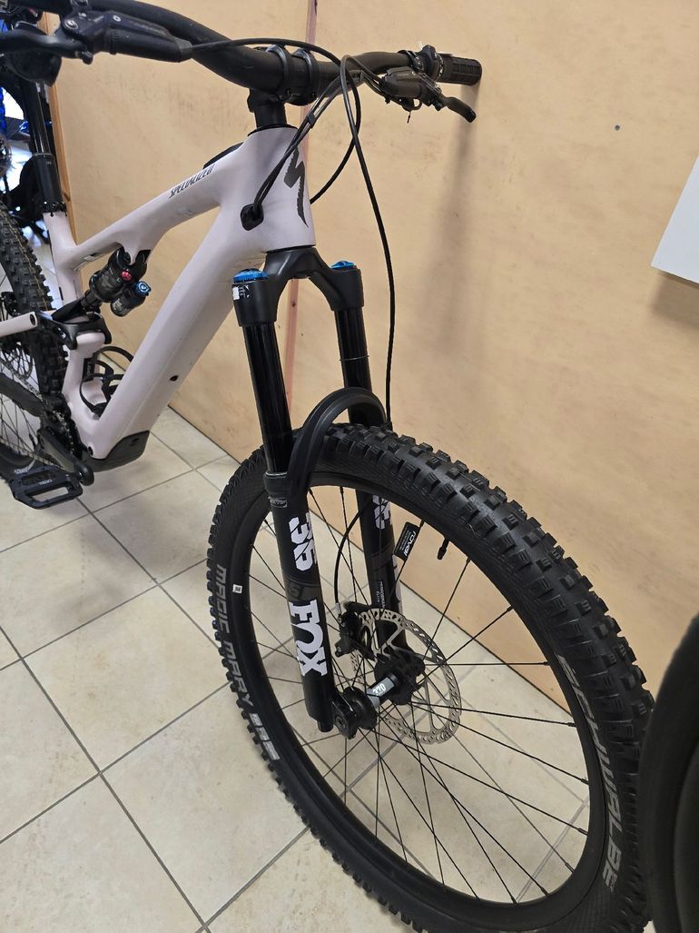 Used Specialized Custom SRAM GX Eagle AXS 2024 Mountainbike, White — image 14 of 17