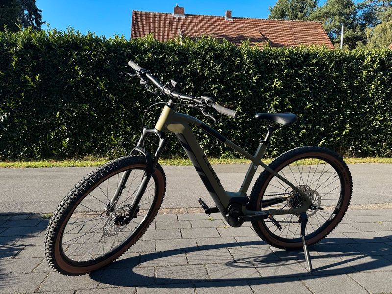 Used Cube Reaction Hybrid Race 750 2024 MTB