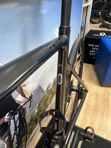 Scott Addict RC Pro 2023 Frameset 2023 Road & Gravel usato, Verde — immagine 9 di 9