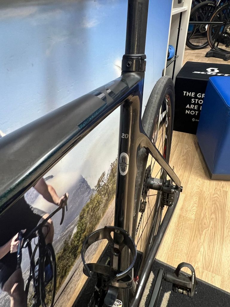 Scott Addict RC Pro 2023 Frameset 2023 Road & Gravel usato, Verde — immagine 9 di 9