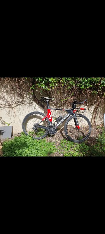 Used Argon 18 E SRAM Red eTap AXS 2021 Road & Gravel, Black — image 4 of 4