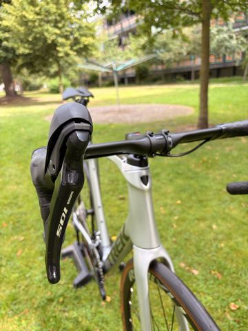 Brugt Trek Émonda SL 5 2024 2024 Road & Gravel — billede 8 af 11