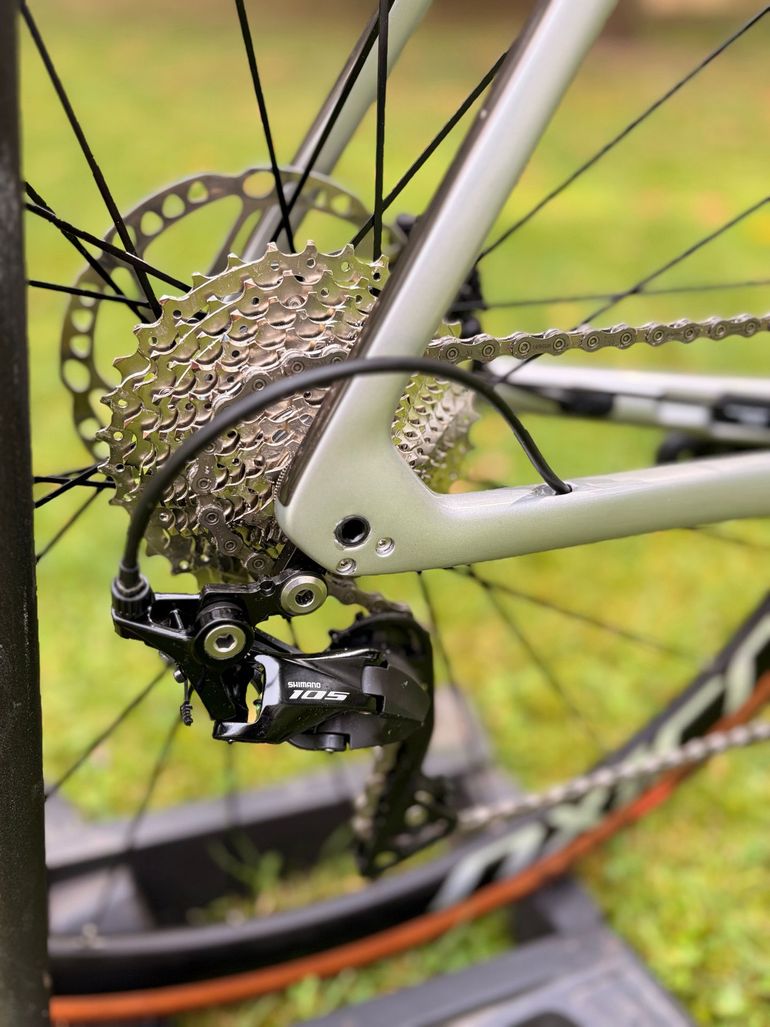 Brugt Trek Émonda SL 5 2024 2024 Road & Gravel — billede 3 af 11