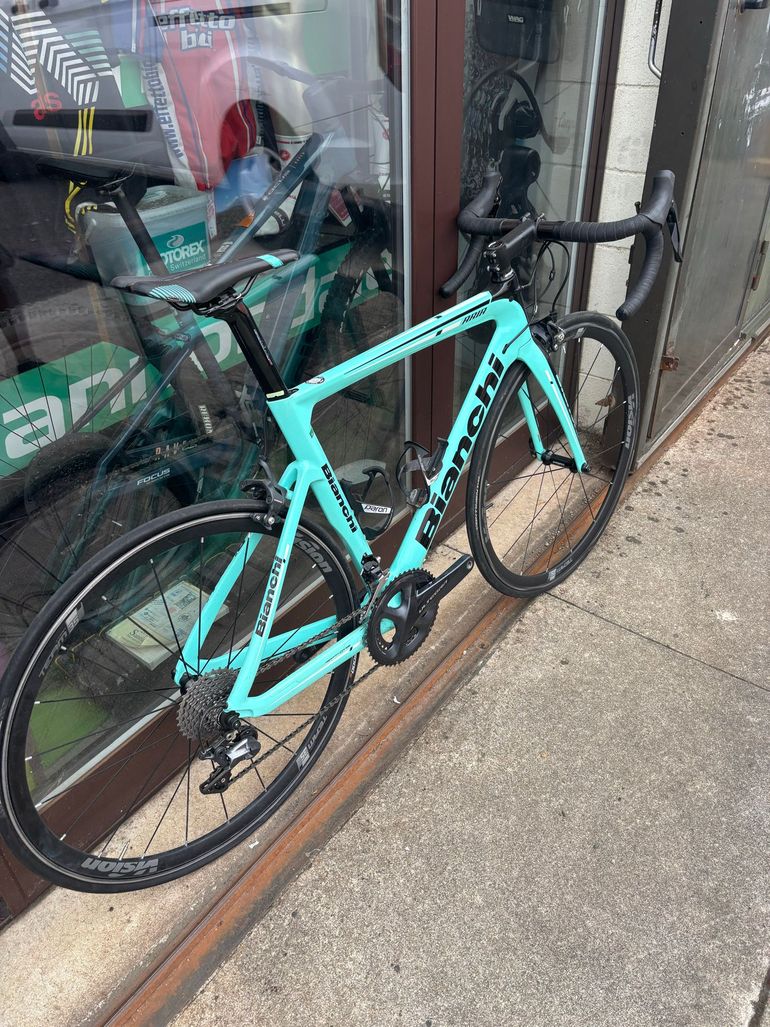 Używany Bianchi Aria Ultegra 2019 2019 Road & Gravel — zdjęcie 3 z 5