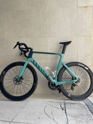 Brugt CANYON AEROAD CF SLX 7 2023 2023 Road & Gravel — billede 2 af 5