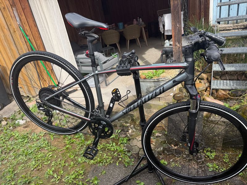 Used Specialized CT EXPERT INT 2018 Urban & Touring