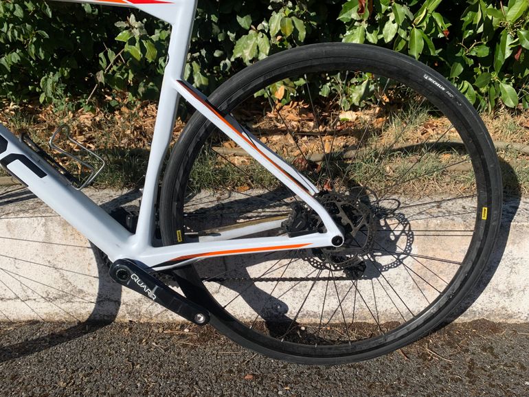 Tweedehands BMC Roadmachine 02 THREE 2019 2019 Road & Gravel — afbeelding 5 van 6
