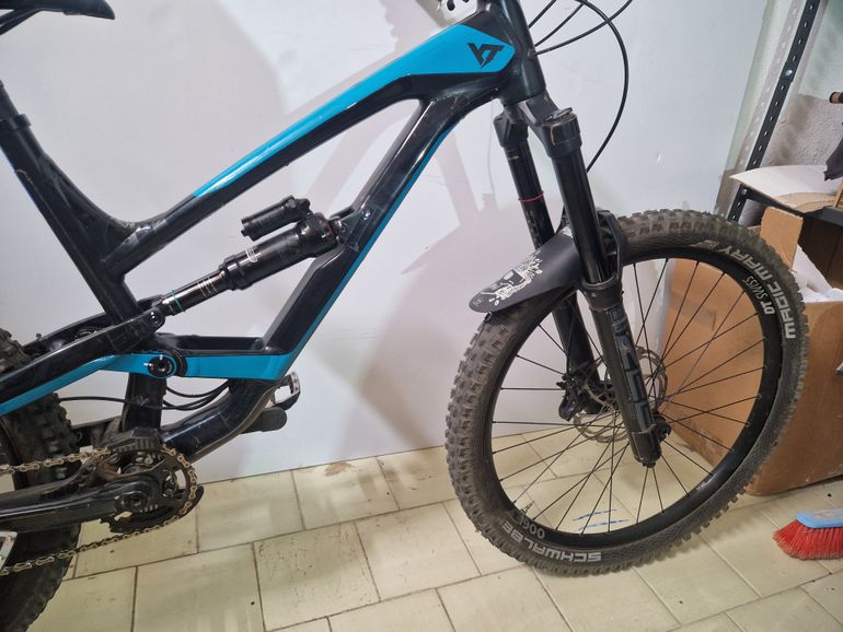 YT Industries Capra 27 AL 2018 2018 Mountainbike usato, Nero — immagine 2 di 5