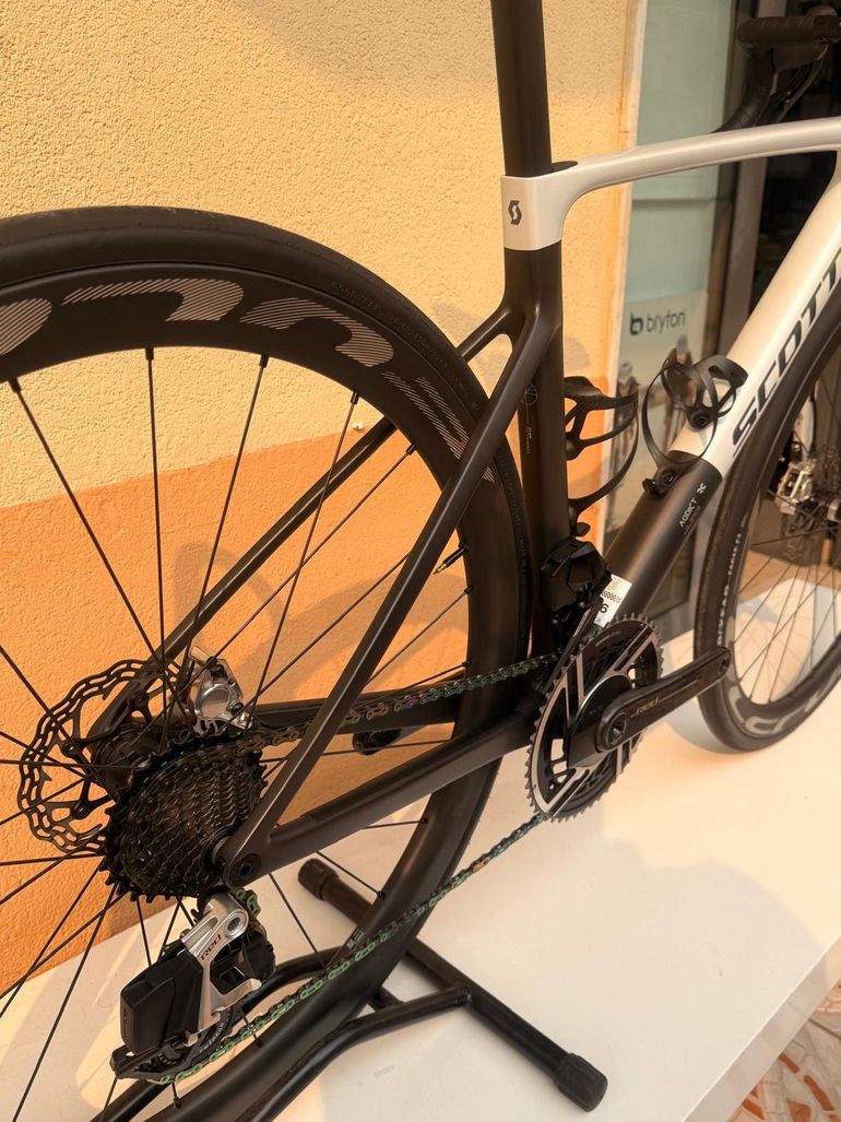 Scott Addict RC Pro 2026 2026 Road & Gravel d'occasion — image 7 sur 15